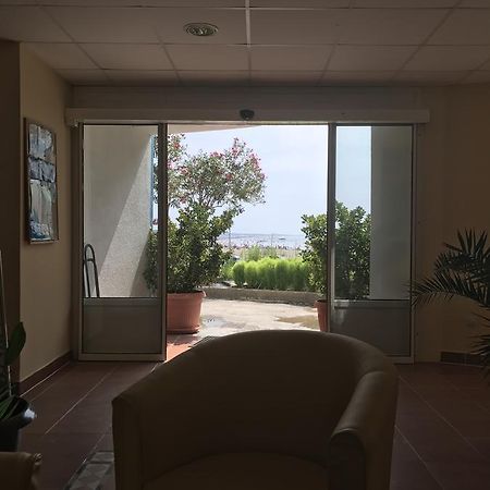 Hotel La Rosa Negra Ulcinj Kültér fotó