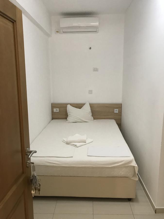 Hotel La Rosa Negra Ulcinj Kültér fotó
